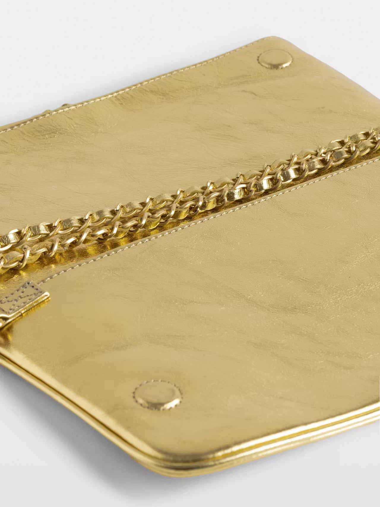 Rock Vintage Metal Clutch
