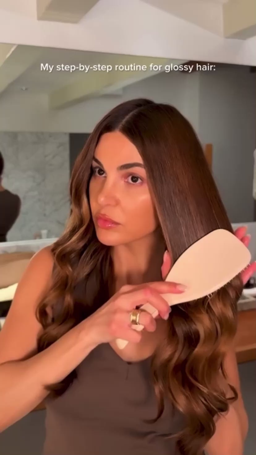 Gisou Mascarilla capilar hidratante Honey Gloss con terapia de ceramidas.