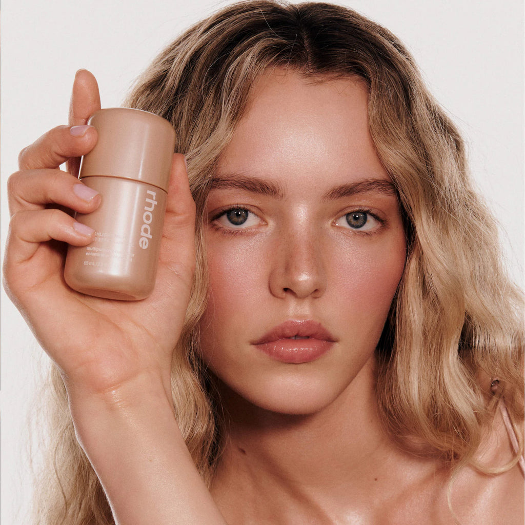 rhode  Highlight Milk Multipurpose Luminizer PRE - ORDEN